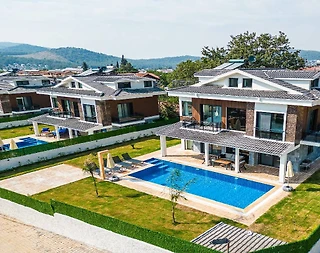 Fethiye Ölüdeniz'de Ferah Bahçeli, Özel Havuzlu, 8 Kişilik Villa - 2