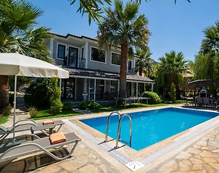 Fethiye Ölüdeniz'de Geniş Bahçeli, Özel Havuzlu 4+1 Lüks Villa - 5