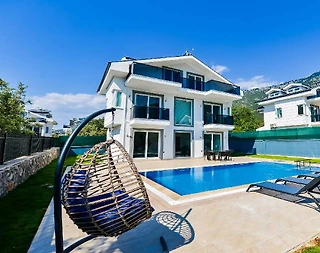 Fethiye Ölüdeniz'de Geniş Bahçeli, Özel Havuzlu, Lüks Villa - 4