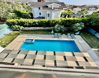 Fethiye Ölüdeniz'de Yemyeşil Bahçeli, Özel Havuzlu, Modern Villa - 5