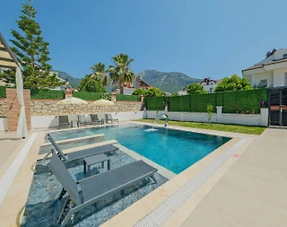 Fethiye Ölüdeniz'de Elverişli Konumda, Özel Havuzlu, Konforlu Villa - 4