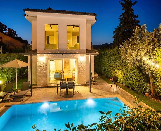 Fethiye Ölüdeniz'de Huzurlu Doğada, Özel Havuzlu, 4 Kişilik Villa - 1