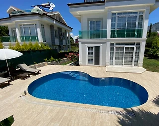 Fethiye Ölüdeniz'de Merkeze Yakın Konumda, Özel Havuzlu, Kiralık Villa - 4