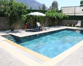 Fethiye Ölüdeniz'de Yemyeşil Bahçeli, Özel Havuzlu, 5 Kişilik Villa - 2