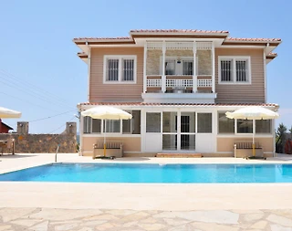 Fethiye Ölüdeniz'de Merkeze Yakın, Özel Havuzlu, Geniş Villa - 3