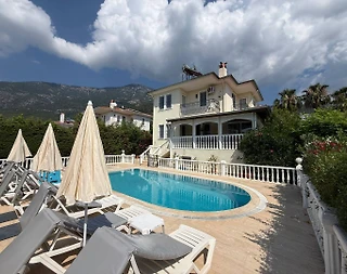 Fethiye Ölüdeniz'de 12 Kişilik, Özel Havuzlu, Barbekülü Villa - 1