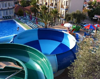 Fethiye Ölüdeniz'de Aquaparklı Tesiste, Ortak Havuzlu, Lüks Suit - 3