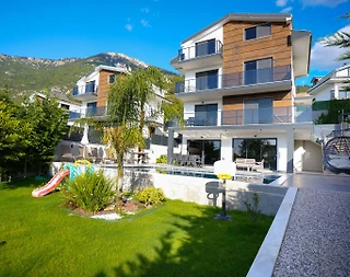 Fethiye Ölüdeniz'de Çocuk Oyun Alanlı, Özel Havuzlu, Lüks Villa - 5