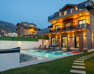 Fethiye Ölüdeniz'de Çocuklu Ailelere Uygun, Özel Havuzlu, Lüks Villa - 1