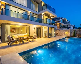 Fethiye Ölüdeniz'de Çocuklu Ailelere Uygun, Özel Havuzlu, Lüks Villa - 2