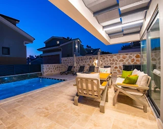 Fethiye Ölüdeniz'de Çocuklu Ailelere Uygun, Özel Havuzlu, Lüks Villa - 5