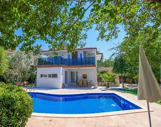 Fethiye Ölüdeniz'de Doğa İçerisinde, Özel Havuzlu, Bahçeli Villa - 1
