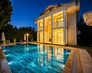 Fethiye Ölüdeniz'de Doğa İle İç İçe, Özel Havuzlu, 4+1 Villa - 2