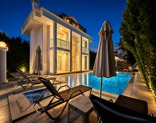 Fethiye Ölüdeniz'de Doğa İle İç İçe, Özel Havuzlu, 4+1 Villa - 3
