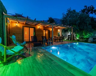 Fethiye Ölüdeniz'de Doğa İle İç İçe, Özel Havuzlu, Konforlu Bungalov - 4