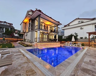 Fethiye Ölüdeniz'de Doğa İle İç İçe, Özel Havuzlu, Modern Villa - 2
