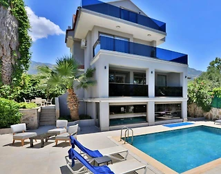 Fethiye Ölüdeniz'de Doğa Manzaralı, Özel Havuzlu, Bahçeli Villa - 1