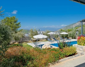 Fethiye Ölüdeniz'de Doğa Manzaralı, Özel Havuzlu, Lüks Villa - 2