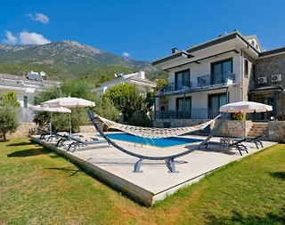 Fethiye Ölüdeniz'de Doğa Manzaralı, Özel Havuzlu, Lüks Villa - 1