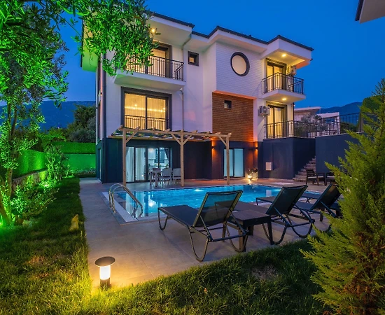 Fethiye Ölüdeniz'de Eşsiz Doğa Manzaralı, Özel Havuzlu, Lüks Villa - 1
