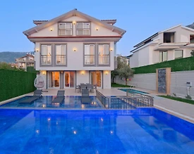 Fethiye Ölüdeniz'de Doğa Manzaralı, Özel Havuzlu, Jakuzili Villa - 2