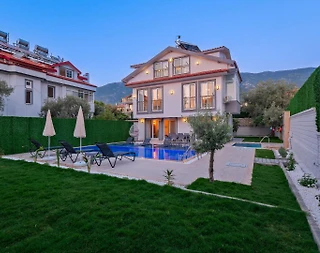 Fethiye Ölüdeniz'de Doğa Manzaralı, Özel Havuzlu, Jakuzili Villa - 1