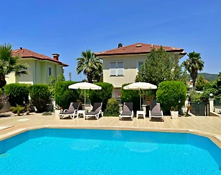 Fethiye Ölüdeniz'de Elverişli Konumda, Özel Havuzlu, 3+1 Villa - 3