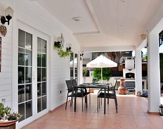 Fethiye Ölüdeniz'de Elverişli Konumda, Özel Havuzlu, 3+1 Villa - 5