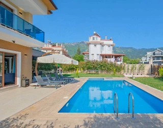 Fethiye Ölüdeniz'de Elverişli Konumda, Özel Havuzlu, Modern Villa - 3