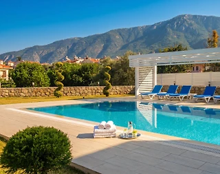 Fethiye Ölüdeniz'de Elverişli Konumda, Özel Havuzlu, Modern Villa - 3