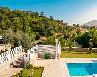 Fethiye Ölüdeniz'de Elverişli Konumda, Özel Havuzlu, Modern Villa - 5