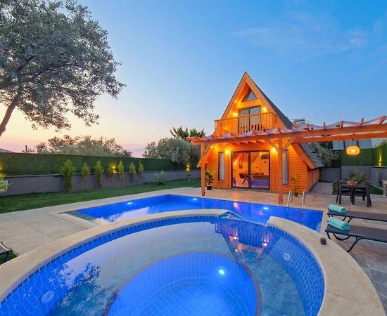 Fethiye Ölüdeniz'de Enfes Doğada, Özel Havuzlu, Kiralık Bungalov - 1