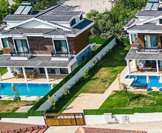 Fethiye Ölüdeniz'de Ferah Bahçeli, Özel Havuzlu, 8 Kişilik Villa - 1