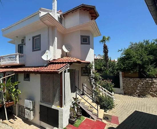 Fethiye Ölüdeniz'de Geniş Ailelere Uygun, 3+1, Ferah Apart - 1