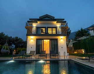 Fethiye Ölüdeniz'de Geniş Ailelere Uygun, Özel Havuzlu, 3+1 Villa - 2
