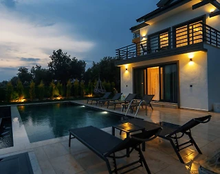Fethiye Ölüdeniz'de Geniş Ailelere Uygun, Özel Havuzlu, 3+1 Villa - 5