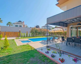 Fethiye Ölüdeniz'de Geniş Ailelere Uygun, Özel Havuzlu, 3+1 Villa - 4