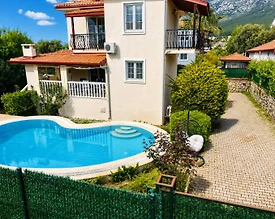 Fethiye Ölüdeniz'de Geniş Ailelere Uygun, Özel Havuzlu, 4+1 Villa - 2