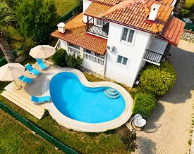 Fethiye Ölüdeniz'de Geniş Ailelere Uygun, Özel Havuzlu, 4+1 Villa - 3