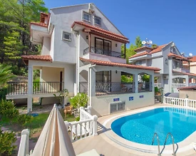 Fethiye Ölüdeniz'de Geniş Ailelere Uygun, Özel Havuzlu, 5+1 Villa - 2