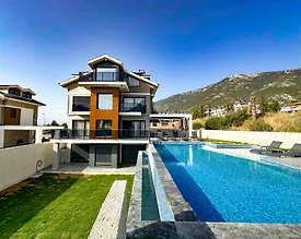Fethiye Ölüdeniz'de Geniş Ailelere Uygun, Özel Havuzlu, 5+1 Villa - 3