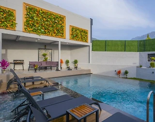 Fethiye Ölüdeniz'de Geniş Ailelere Uygun, Özel Havuzlu, Bahçeli Villa - 5