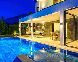 Fethiye Ölüdeniz'de Geniş Ailelere Uygun, Özel Havuzlu, Jakuzili Villa - 3