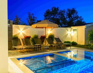 Fethiye Ölüdeniz'de Geniş Ailelere Uygun, Özel Havuzlu, Jakuzili Villa - 4