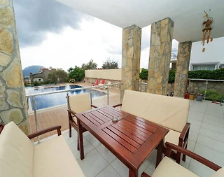 Fethiye Ölüdeniz'de Geniş Ailelere Uygun, Özel Havuzlu, Kiralık Villa - 5