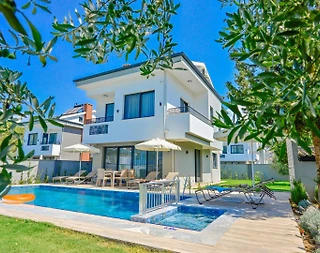 Fethiye Ölüdeniz'de Geniş Ailelere Uygun, Özel Havuzlu, Konforlu Villa - 5