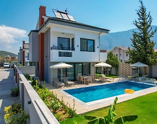 Fethiye Ölüdeniz'de Geniş Ailelere Uygun, Özel Havuzlu, Konforlu Villa - 4