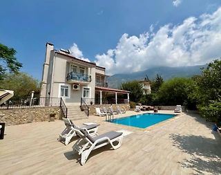 Fethiye Ölüdeniz'de Geniş Ailelere Uygun, Özel Havuzlu, Konforlu Villa - 1