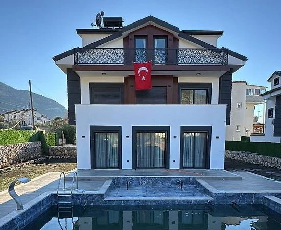 Fethiye Ölüdeniz'de Geniş Ailelere Uygun, Özel Havuzlu, Konforlu Villa - 1