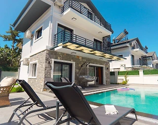 Fethiye Ölüdeniz'de Geniş Ailelere Uygun, Özel Havuzlu, Konforlu Villa - 1